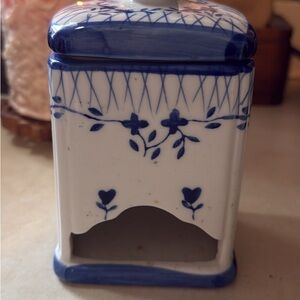 Blue and White Floral Ceramic tea bag Holder